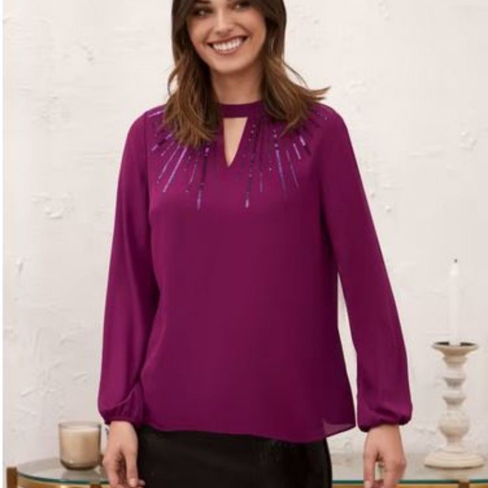 LAURA (petites):  Long Sleeve Keyhole Detail Blouse - purple
